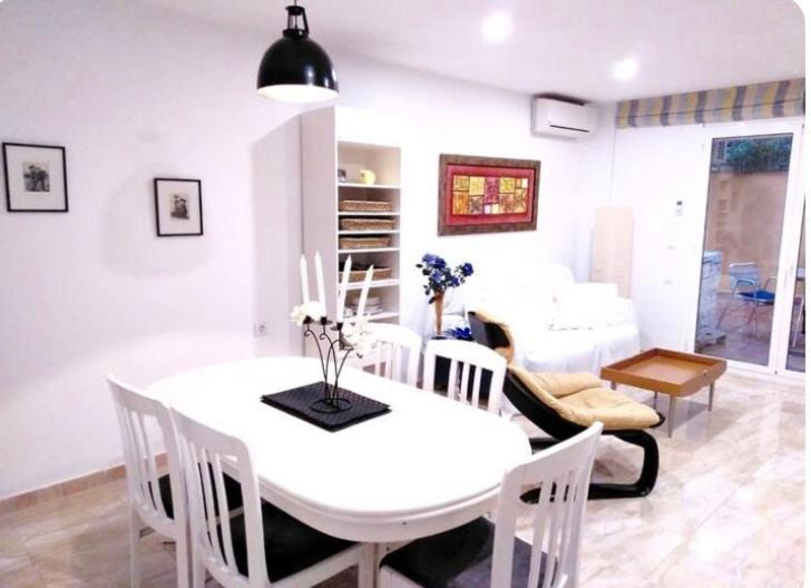 Warm Apartment - Lleida Exterior photo